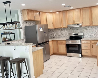 117 Yacht View Lane - Photo Thumbnail 2