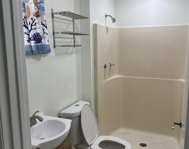 117 Yacht View Lane - Photo Thumbnail 8