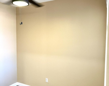 3830 E Lakewood Parkway E - Photo Thumbnail 5