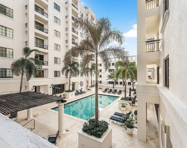 233 S Federal Highway - Photo Thumbnail 20