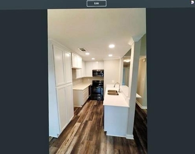 6646 E Lovers Lane - Photo Thumbnail 5