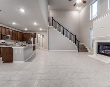 1237 Milfoil Drive - Photo Thumbnail 4