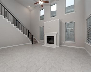 1237 Milfoil Drive - Photo Thumbnail 11
