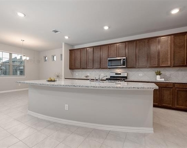 1237 Milfoil Drive - Photo Thumbnail 6