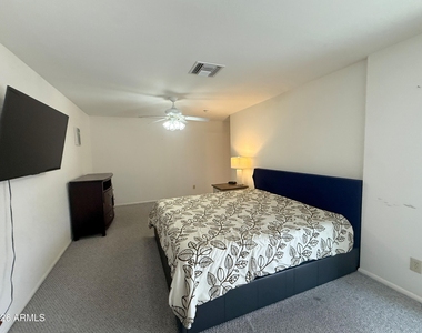 1612 Leisure World -- - Photo Thumbnail 14