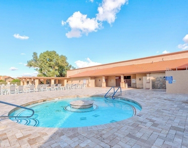 1612 Leisure World -- - Photo Thumbnail 27