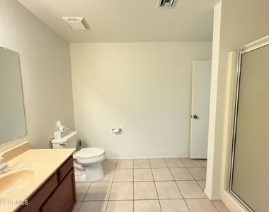 1612 Leisure World -- - Photo Thumbnail 15