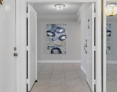 4280 Galt Ocean Drive - Photo Thumbnail 5