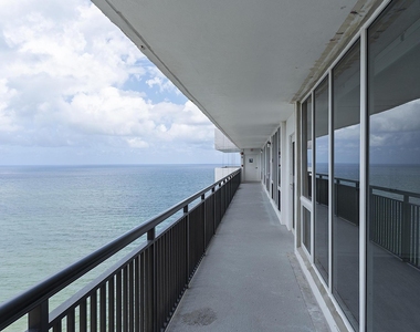 4280 Galt Ocean Drive - Photo Thumbnail 55