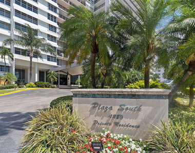 4280 Galt Ocean Drive - Photo Thumbnail 81