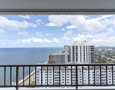 4280 Galt Ocean Drive - Photo Thumbnail 3