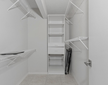 4280 Galt Ocean Drive - Photo Thumbnail 51