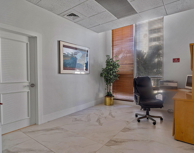 4280 Galt Ocean Drive - Photo Thumbnail 60