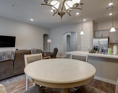 4750 N Yale Avenue - Photo Thumbnail 9