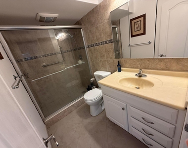300 Ne 14th Avenue - Photo Thumbnail 23
