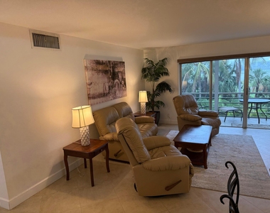 300 Ne 14th Avenue - Photo Thumbnail 8