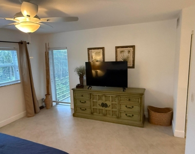 300 Ne 14th Avenue - Photo Thumbnail 19