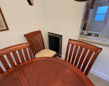 300 Ne 14th Avenue - Photo Thumbnail 11