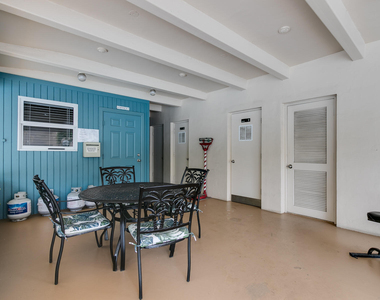 300 Ne 14th Avenue - Photo Thumbnail 41