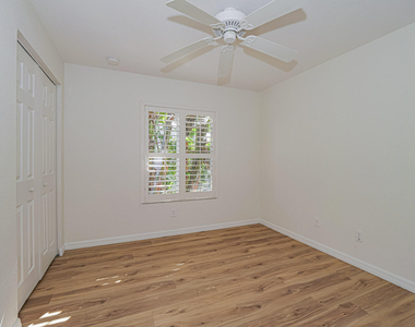 4625 55th Street - Photo Thumbnail 18