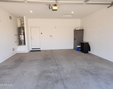 4208 S 68th Drive - Photo Thumbnail 18