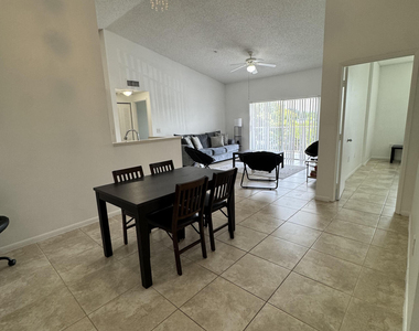 6944 Sw 39th Street - Photo Thumbnail 2
