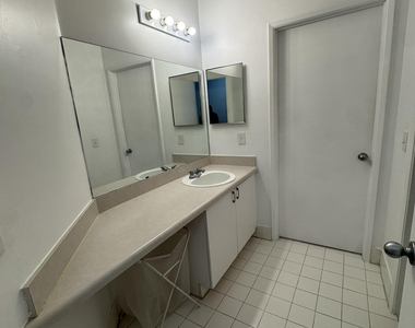 6944 Sw 39th Street - Photo Thumbnail 6