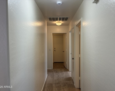 6027 W Encinas Lane - Photo Thumbnail 11