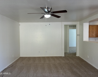 6027 W Encinas Lane - Photo Thumbnail 3