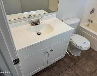 6027 W Encinas Lane - Photo Thumbnail 22