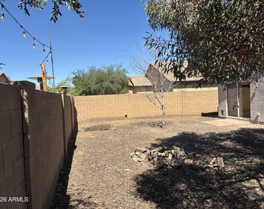 6027 W Encinas Lane - Photo Thumbnail 34
