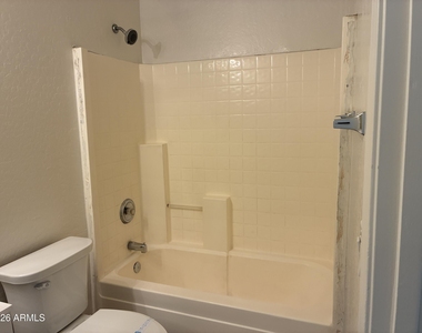 6027 W Encinas Lane - Photo Thumbnail 15