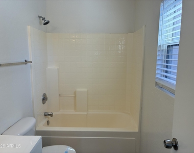 6027 W Encinas Lane - Photo Thumbnail 23