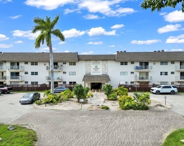 8601 Sw 94th Street - Photo Thumbnail 13