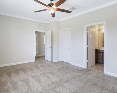 12101 Sw Aventino Drive - Photo Thumbnail 37