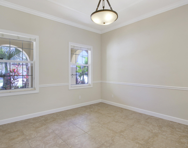 12101 Sw Aventino Drive - Photo Thumbnail 8