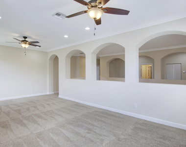 12101 Sw Aventino Drive - Photo Thumbnail 25