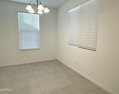 7954 W Medlock Drive - Photo Thumbnail 6