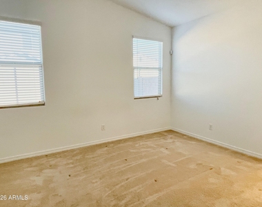 7954 W Medlock Drive - Photo Thumbnail 7