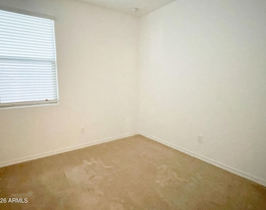 7954 W Medlock Drive - Photo Thumbnail 14