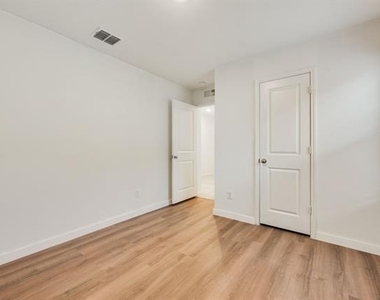 1012 Barkers Pond Avenue - Photo Thumbnail 15