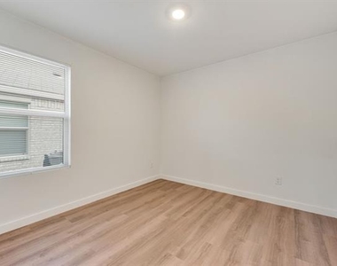 1012 Barkers Pond Avenue - Photo Thumbnail 14