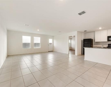 1012 Barkers Pond Avenue - Photo Thumbnail 6