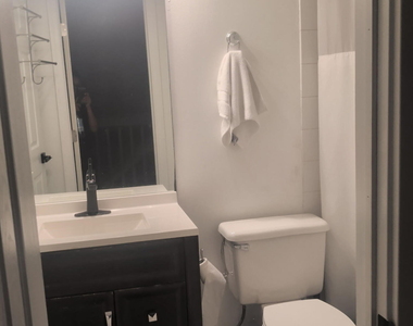 721 Sw 148th Avenue - Photo Thumbnail 3
