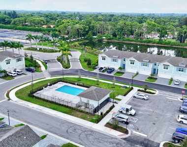 5766 Se Edgewater Circle - Photo Thumbnail 35