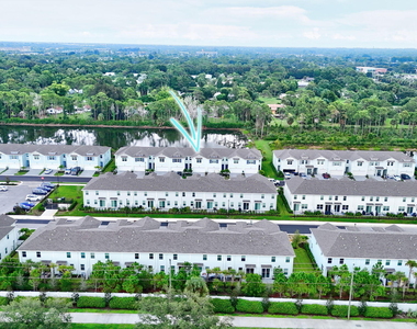 5766 Se Edgewater Circle - Photo Thumbnail 34
