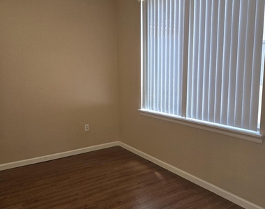 1701 E Colter Street - Photo Thumbnail 18