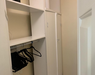 806 E Windward Way - Photo Thumbnail 30