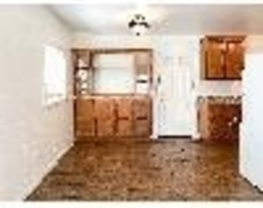 6 E Hill Drive - Photo Thumbnail 2