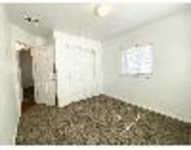 6 E Hill Drive - Photo Thumbnail 3